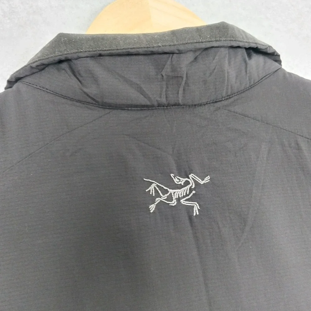 Arc'teryx Vest Mens Large Black Atom LT Full Zip Outdoors Active Hiking Stretch